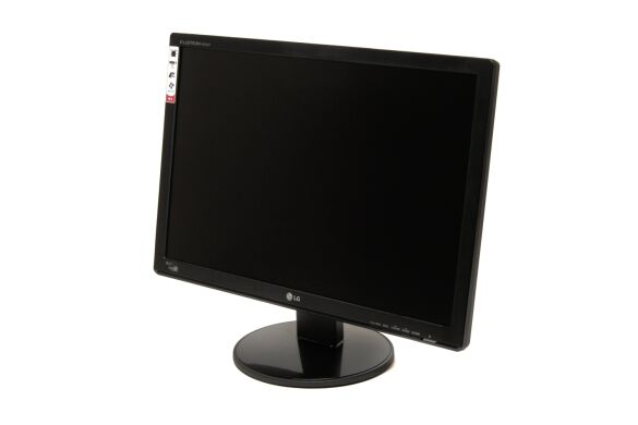 Lenovo m80 / Intel Core i3-530 (2(4) ядра по 2.9GHz) / 6GB DDR3 / 500GB HDD / GeForce GT 420 1GB 128bit + монитор LG w2242te / 22' / 1680x1050