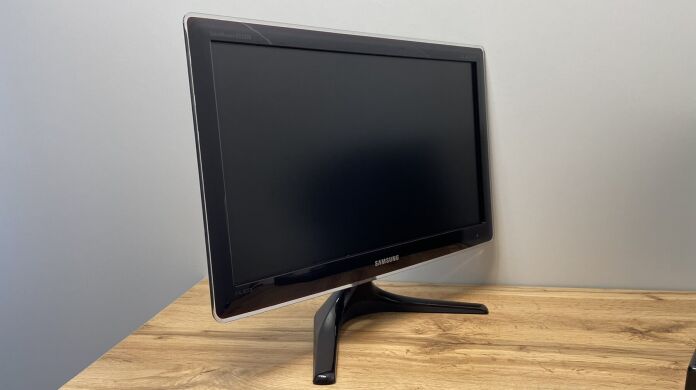 Монітор Samsung SyncMaster BX2335 / 23" (1920x1080) TN+film / DVI + Кабелі живлення та DVI