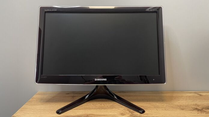 Монітор Samsung SyncMaster BX2335 / 23" (1920x1080) TN+film / DVI + Кабелі живлення та DVI