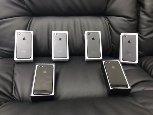 iPhone 7 / 128GB / black / гарантия 1 мес.