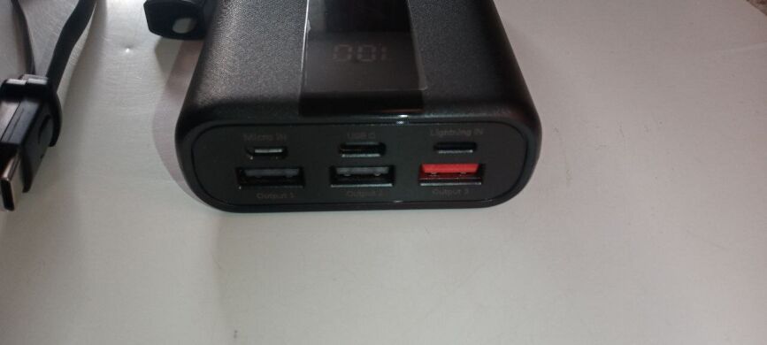 Новый Power Bank Vrurc T2055 / 20000 mAh / 20W / 5V/3A