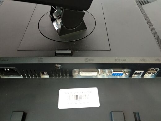 Монитор Dell 1909Wf Silver / 19" (1440x900) TN / VGA, DVI / VESA 100x100 Монитор Dell 1909Wf Silver / 19" (1440x900) TN / VGA, DVI / VESA 100x100