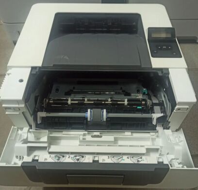 Принтер HP LaserJet Pro M402DN / Лазерная ч/б печать / 38 стр/мин / Ethernet, Duplex