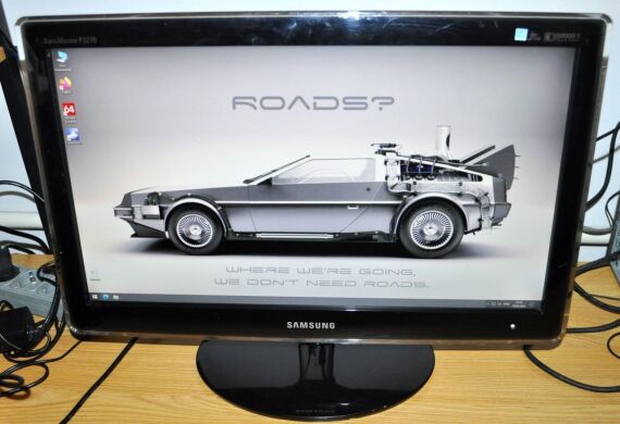 Монітор Б-клас Samsung SyncMaster P2270 / 22" (1920x1080) TN / DVI + Кабелі підключення