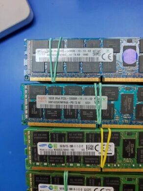 Серверная оперативная память Hynix / 16 GB / 2Rx4 PC3-14900R / DDR3 ECC / 1866 MHz