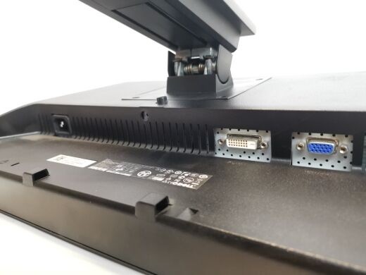 Монитор Б-класс Dell E248WFP / 24" (1920x1200) TFT TN / VGA, DVI Монитор Б-класс Dell E248WFP / 24" (1920x1200) TFT TN / VGA, DVI