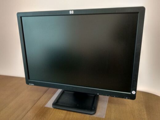 Монитор HP LE2201w / 22" (1680x1050) TN / VGA / VESA 100x100 Монитор HP LE2201w / 22" (1680x1050) TN / VGA / VESA 100x100