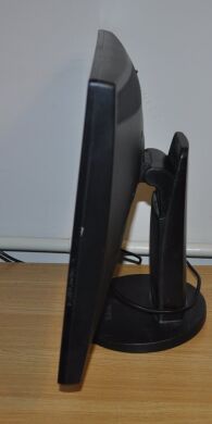 Монитор Samsung SyncMaster 2243SN / 22" (1920x1080) TN / VGA + Кабели в комплекте Монитор Samsung SyncMaster 2243SN / 22" (1920x1080) TN / VGA + Кабели в комплекте
