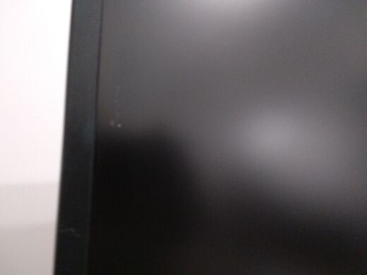 Монитор Б-класс Dell UltraSharp 2208WFPt / 22" (1680x1050) TN / DVI, VGA, USB / VESA 100x100