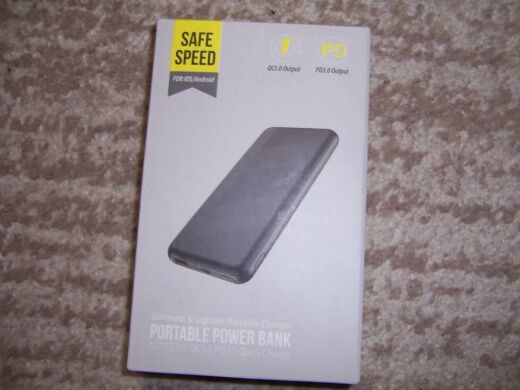 Новый Power Bank Rsesun / 10000 mAh / 5V/4.5A