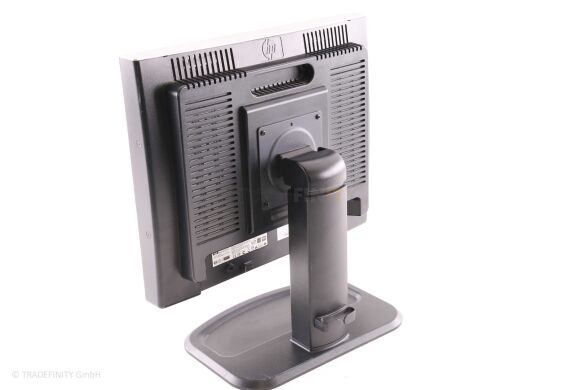 HP L1955 / 19' / 1280x1024 / DVI, VGA