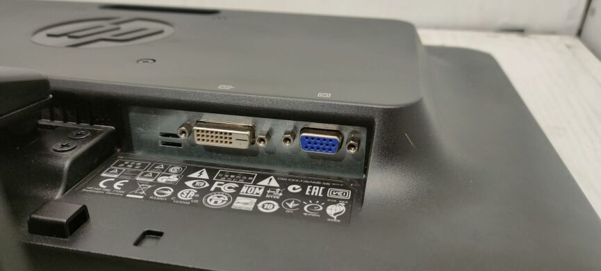 Монитор HP ProDisplay P201 / 20" (1600x900) TN / VGA, DVI Монитор HP ProDisplay P201 / 20" (1600x900) TN / VGA, DVI