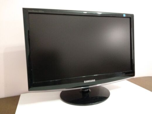 Монитор Samsung SyncMaster 2033SN / 20" (1600x900) TN+film / VGA Монитор Samsung SyncMaster 2033SN / 20" (1600x900) TN+film / VGA