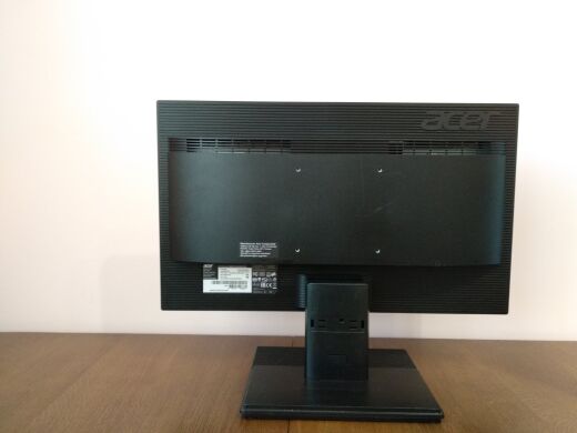Монитор Acer V206HQL / 19.5" (1600x900) TN / VGA, DVI 