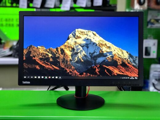 Lenovo ThinkVision T2014 / 20" (1600х900) TN+film WLED / VGA, DVI Lenovo ThinkVision T2014 / 20" (1600х900) TN+film WLED / VGA, DVI