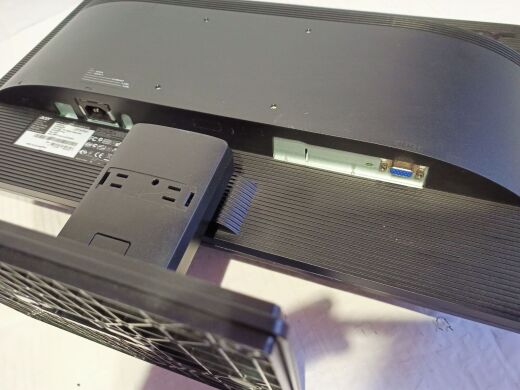 Монитор Acer V226HQLAB / 21.5" (1920x1080) TN / VGA / VESA 100x100 Монитор Acer V226HQLAB / 21.5" (1920x1080) TN / VGA / VESA 100x100
