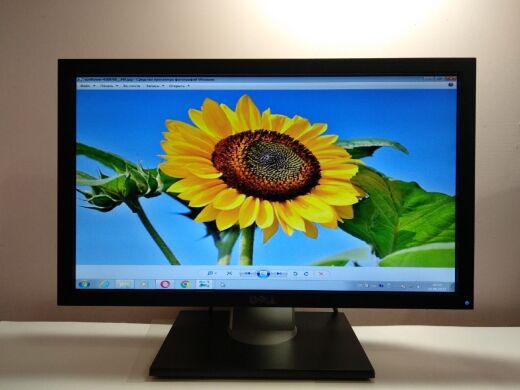 Монитор Dell P2011H / 20" (1600x900) TN / DVI, VGA, USB / VESA 100x100 Монитор Dell P2011H / 20" (1600x900) TN / DVI, VGA, USB / VESA 100x100