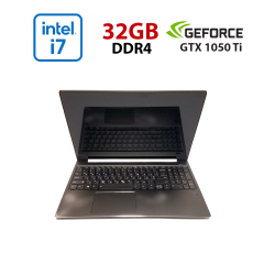 Ігровий ноутбук Б-клас Lenovo Ideapad 720S TOUCH-15IKB / 15.6" (3840x2160) IPS / Intel Core i7-7700HQ (4 (8) ядра по 2.8 - 3.8 GHz) / 32 GB DDR4 / 512 GB SSD NVMe / nVidia GeForce GTX 1050 Ti, 4 GB GDDR5, 128-bit / WebCam / Win 10 Lic