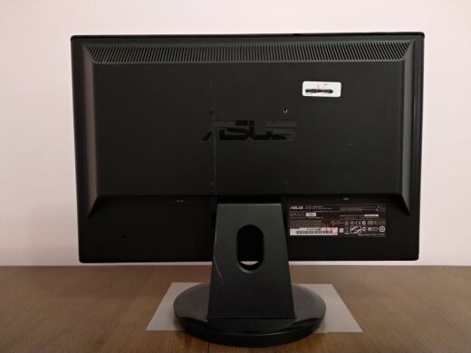 Монитор ASUS VH222D / 21.5" (1920x1080) TN / VGA / VESA 100x100 Монитор ASUS VH222D / 21.5" (1920x1080) TN / VGA / VESA 100x100