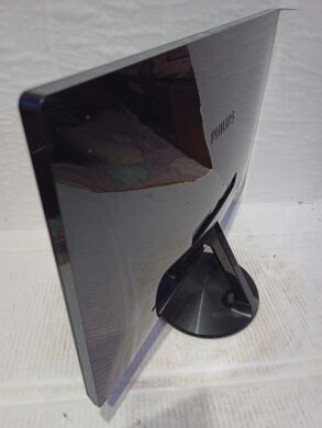 Монитор Philips E-line 237E4QSD / 23" (1920x1080) IPS / VGA, DVI Монитор Philips E-line 237E4QSD / 23" (1920x1080) IPS / VGA, DVI