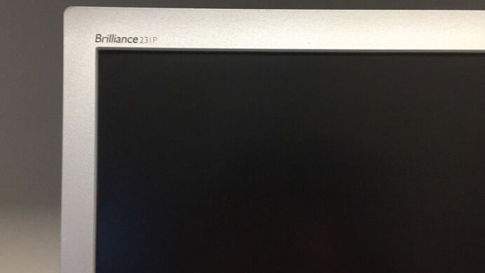 Philips 231P4U / 23" / 1920x1080 (16:9) / VGA, USB 3.0, LAN Philips 231P4U / 23" / 1920x1080 (16:9) / VGA, USB 3.0, LAN