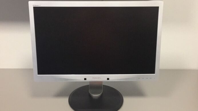Philips 231P4U / 23" / 1920x1080 (16:9) / VGA, USB 3.0, LAN Philips 231P4U / 23" / 1920x1080 (16:9) / VGA, USB 3.0, LAN