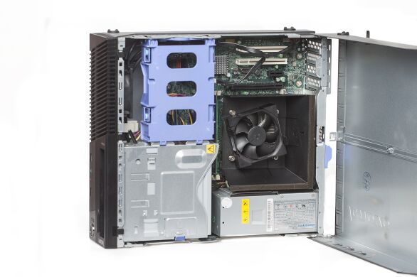 Комплект: Lenovo m82 Desktop / Intel Core i3-2120 (2(4)ядра по 3.30GHz) / 8 GB DDR3 / 250 GB HDD / DVD-ROM / USB 3.0 / SATA 3 + Монитор Eizo FlexScan S1921 / 19" / 1280x1024 S-PVA / DVI, VGA, 2 x USB / встроенные колонки