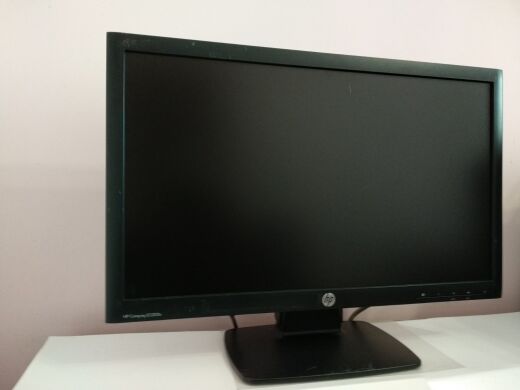 Монитор Б-класс HP Compaq LE2202x / 21.5" (1920x1080) TN / VGA, DVI-D Монитор Б-класс HP Compaq LE2202x / 21.5" (1920x1080) TN / VGA, DVI-D