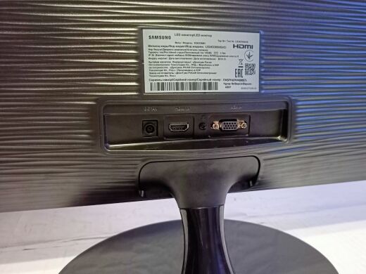 Монитор Samsung S24D300H / 24" (1920x1080) TN / VGA, HDMI  