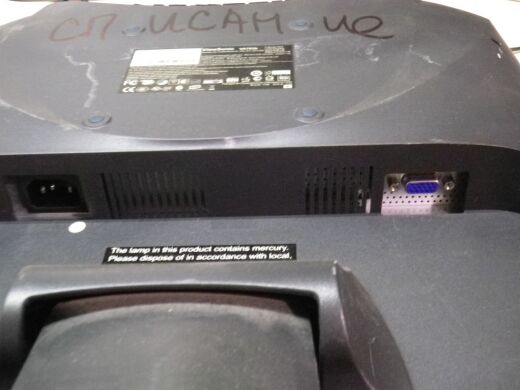 Монитор Б-класс ViewSonic VA703b / 17" (1280x1024) TN / VGA / VESA 100x100 Монитор Б-класс ViewSonic VA703b / 17" (1280x1024) TN / VGA / VESA 100x100