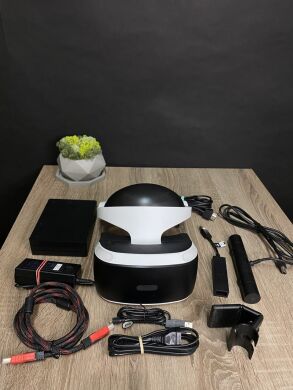 Очки виртуальной реальности Sony PlayStation VR2 White / 5.7" (1920x1080) OLED / HDMI, USB