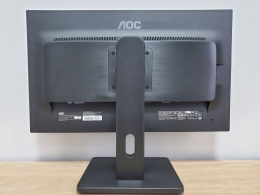 Монитор Samsung S24E450B / 24" (1920x1080) IPS / 1x VGA, 1x DVI / Pivot / VESA 100x100 Монитор Samsung S24E450B / 24" (1920x1080) IPS / 1x VGA, 1x DVI / Pivot / VESA 100x100
