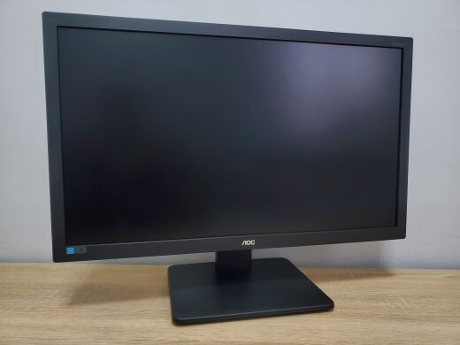 Монитор Samsung S24E450B / 24" (1920x1080) IPS / 1x VGA, 1x DVI / Pivot / VESA 100x100 Монитор Samsung S24E450B / 24" (1920x1080) IPS / 1x VGA, 1x DVI / Pivot / VESA 100x100