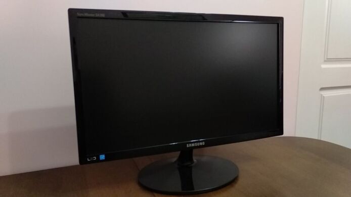Монітор Samsung SyncMaster S22A300N / 21.5" (1920x1080) TN / VGA Монітор Samsung SyncMaster S22A300N / 21.5" (1920x1080) TN / VGA