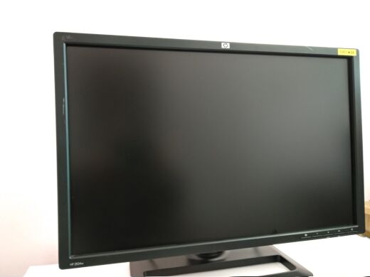 Монитор HP ZR24w / 24" (1920x1200) S-IPS / DVI-D, DisplayPort, VGA, USB / VESA 100x100 Монитор HP ZR24w / 24" (1920x1200) S-IPS / DVI-D, DisplayPort, VGA, USB / VESA 100x100