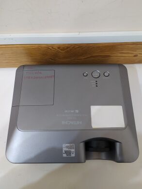 Проектор Hitachi ED-X12 / LCD:3 / 2000 ANSI / 500:1 / (1024x768) XGA / 4:3 (16:9)