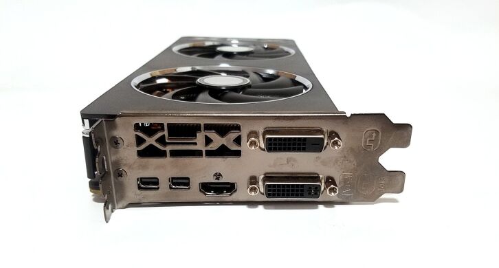 Дискретная видеокарта AMD Radeon R9 270X, 2 GB GDDR5, 256-bit / DisplayPort, DVI, HDMI