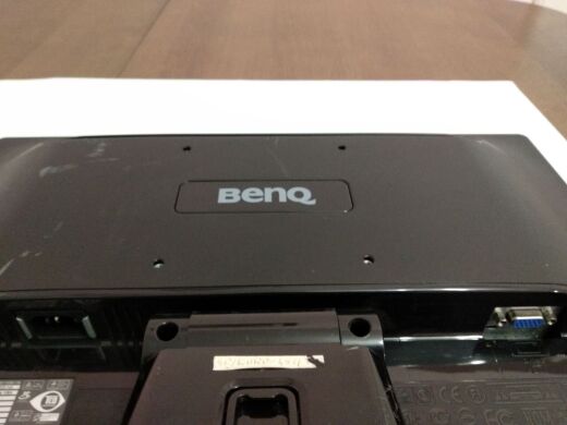 Монитор Б-класс BenQ G922HDAL / 18.5" (1366x768) TN / VGA / VESA 100x100 Монитор Б-класс BenQ G922HDAL / 18.5" (1366x768) TN / VGA / VESA 100x100