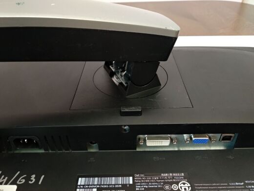 Монитор Б-класс Dell P2212H / 21.5" (1920x1080) TN / VGA, DVI Монитор Б-класс Dell P2212H / 21.5" (1920x1080) TN / VGA, DVI