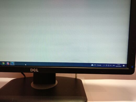 Монитор Б-класс Dell P2212H / 21.5" (1920x1080) TN / VGA, DVI Монитор Б-класс Dell P2212H / 21.5" (1920x1080) TN / VGA, DVI