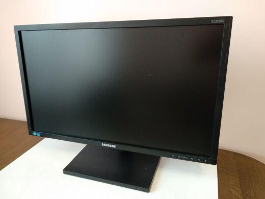 Монитор Б-класс Samsung S23C650D / 23" (1920x1080) AD-PLS / DisplayPort, DVI, VGA / VESA 100x100 Монитор Б-класс Samsung S23C650D / 23" (1920x1080) AD-PLS / DisplayPort, DVI, VGA / VESA 100x100