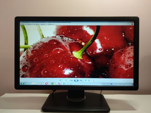 Монитор Dell P2012H / 20" (1600x900) TN / 1x DVI, 1x VGA, 1x USB-Hub Монитор Dell P2012H / 20" (1600x900) TN / 1x DVI, 1x VGA, 1x USB-Hub