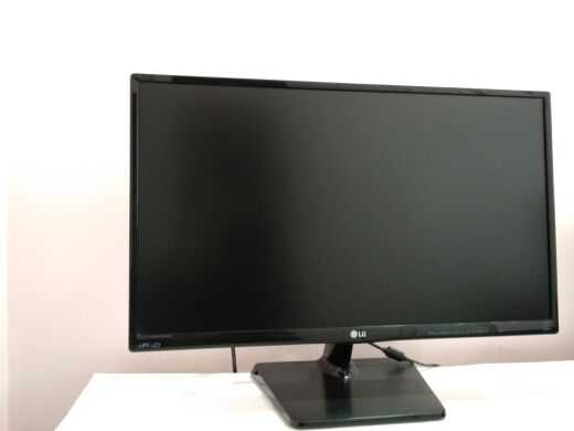 Монитор LG 24MP47HQ-P / 24" (1920x1080) IPS / VGA, HDMI Монитор LG 24MP47HQ-P / 24" (1920x1080) IPS / VGA, HDMI