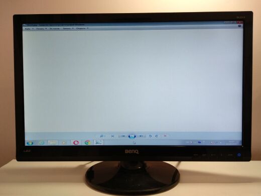 Монитор Benq DL2215 / 21.5" (1920x1080) TN / 1x DVI, 1x VGA