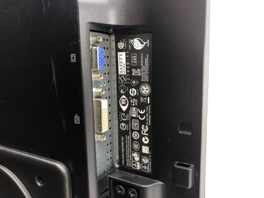Монитор HP ProDisplay P221 / 22" (1920x1080) TN / 1x DVI, 1x VGA