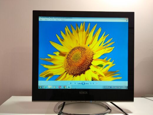 Монитор Xerox XA7-19i 900P / 19" (1280x1024) TN / DVI / VESA 75x75 Монитор Xerox XA7-19i 900P / 19" (1280x1024) TN / DVI / VESA 75x75