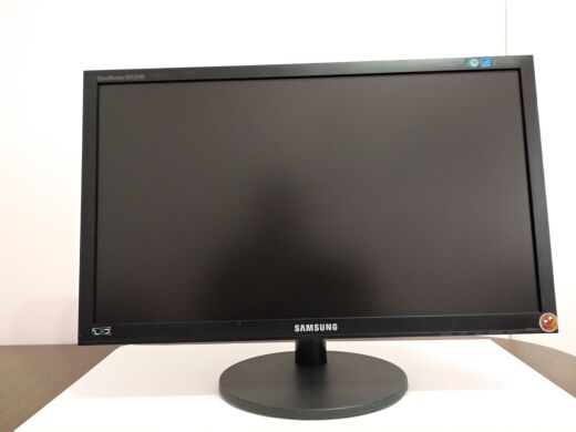 Samsung SyncMaster BX2240 / 21.5" (1920x1080) TN / VGA, DVI Samsung SyncMaster BX2240 / 21.5" (1920x1080) TN / VGA, DVI