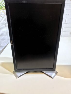 Dell E1909Wb / 19" (1440x900) (16:10) TN / VGA, DVI Dell E1909Wb / 19" (1440x900) (16:10) TN / VGA, DVI