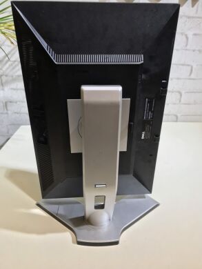 Dell E1909Wb / 19" (1440x900) (16:10) TN / VGA, DVI Dell E1909Wb / 19" (1440x900) (16:10) TN / VGA, DVI