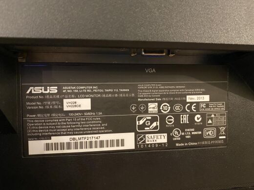 Монитор ASUS VH228 / 21.5" (1920x1080) TN / VGA / VESA 100x100 